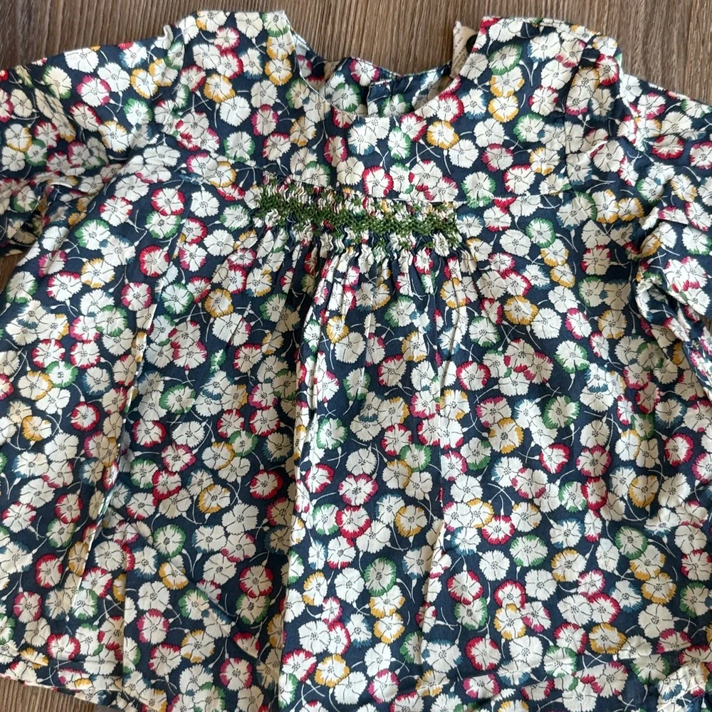 Bonpoint baby girl bundle with floral smocked blouse and khaki leggings 6m